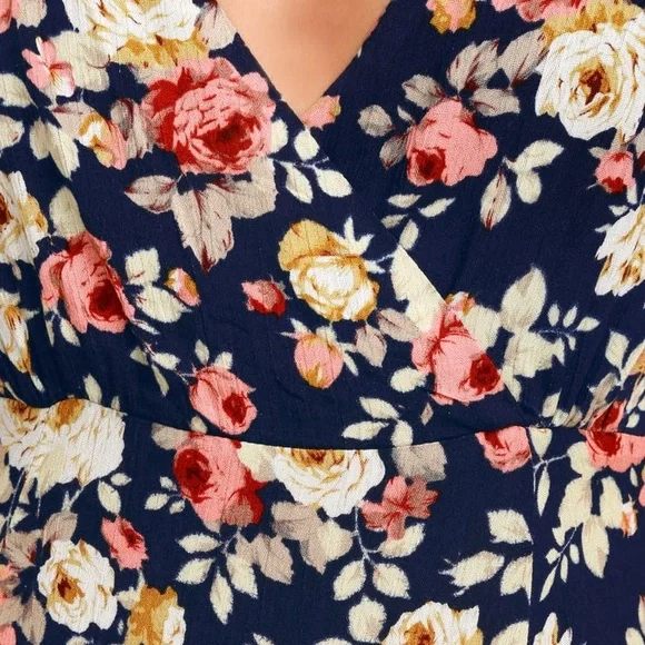 NEW Everlasting Bliss Navy Blue Floral Print Maxi Dress Size XS - Picture 4 of 7